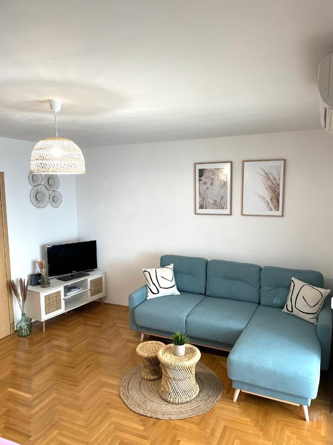 Apartment Dalmatino Baska Voda Luaran gambar